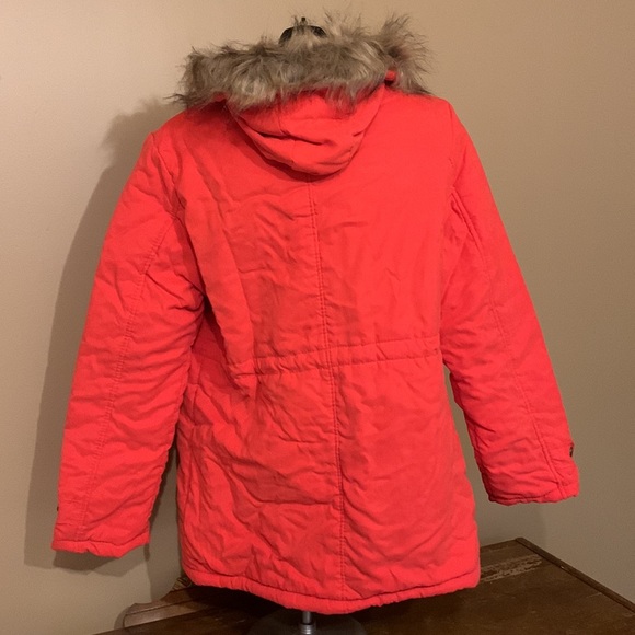 Ladies winter jacket - Picture 3 of 4